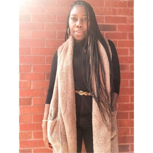 (NWT) Faux Fur Vest - Taupe - Picture 2 of 4